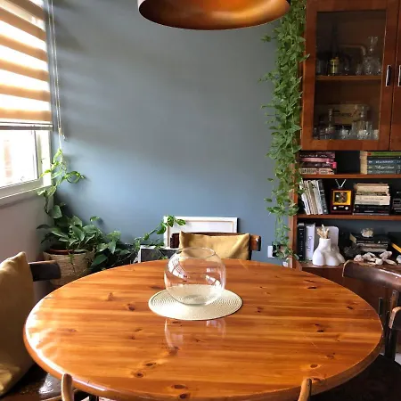 Daire Midcentury Modern 1 Bedroom In Tiran