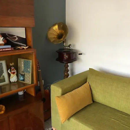 Midcentury Modern 1 Bedroom In Daire Tiran